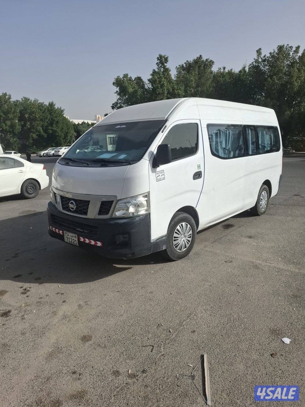 للبيع باصات0