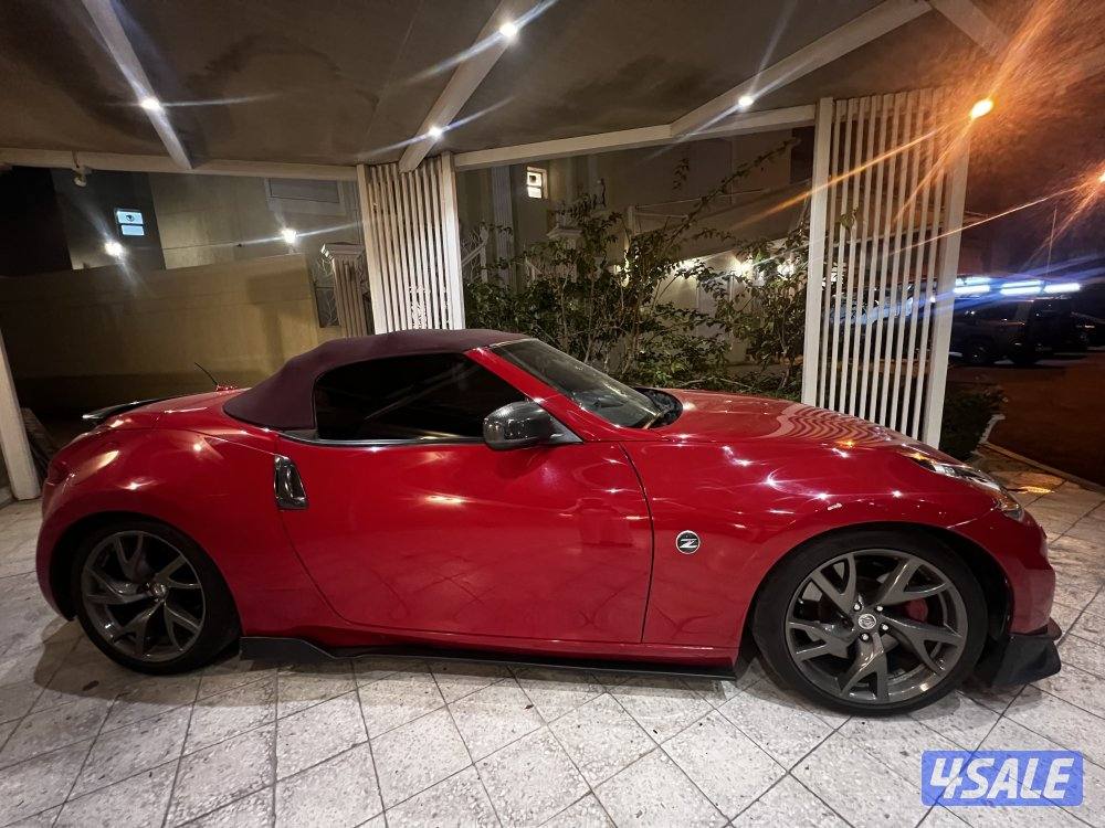 التواصل واتس اب فقط0