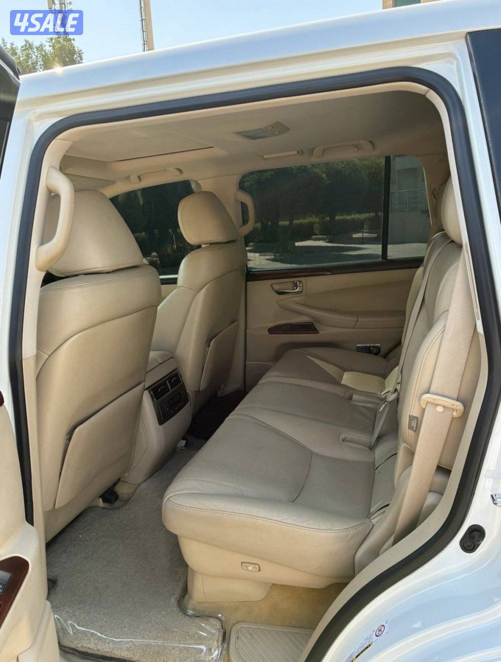 جيب لكزس 20114