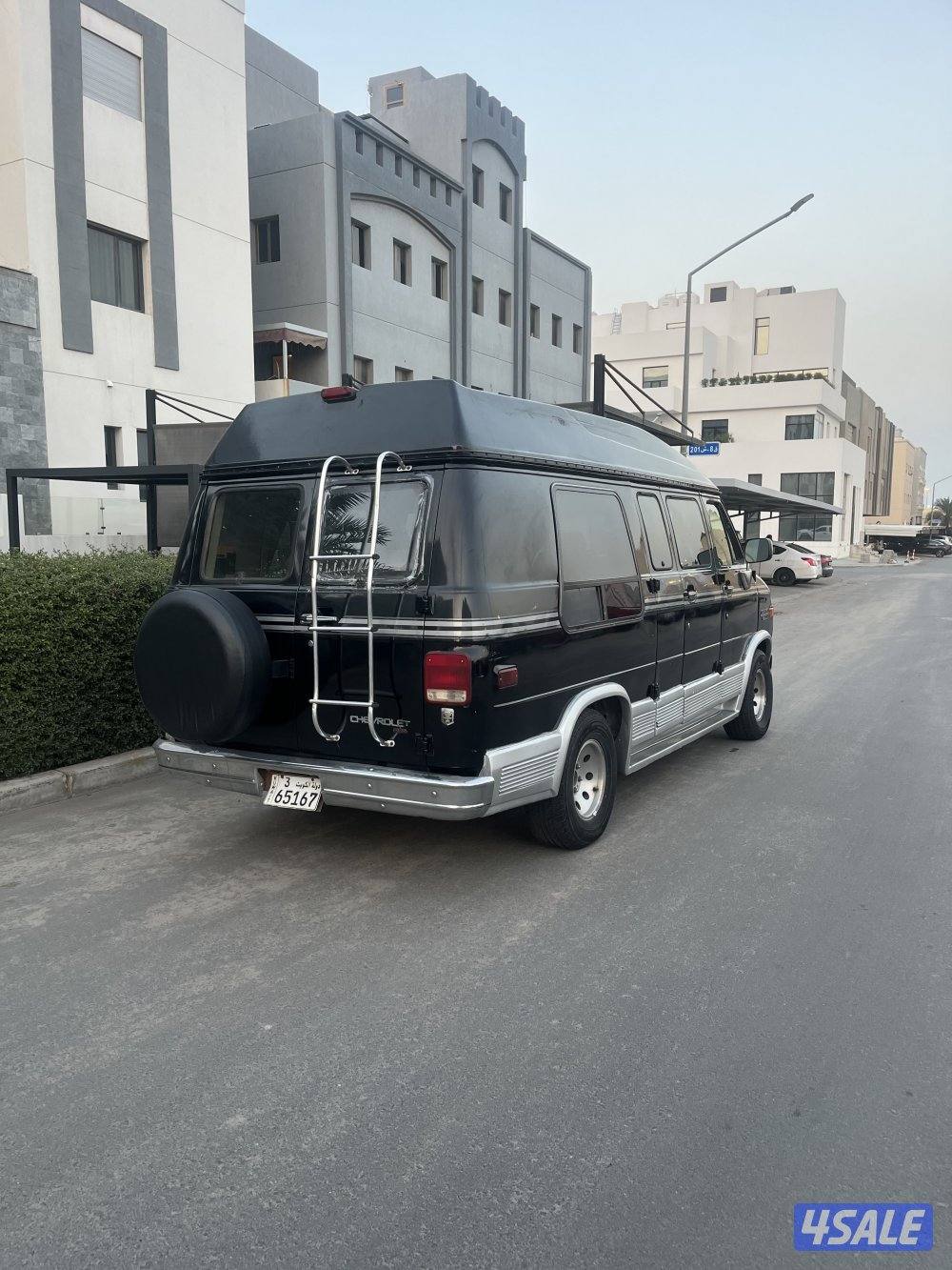 للبيع فان 1995 نظيف1