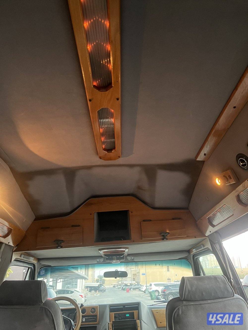 للبيع فان 1995 نظيف9