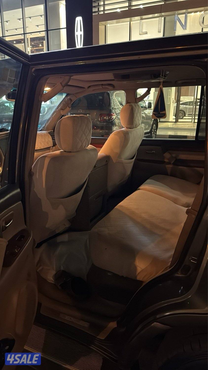 جيب لكزس ٢٠٠٥2