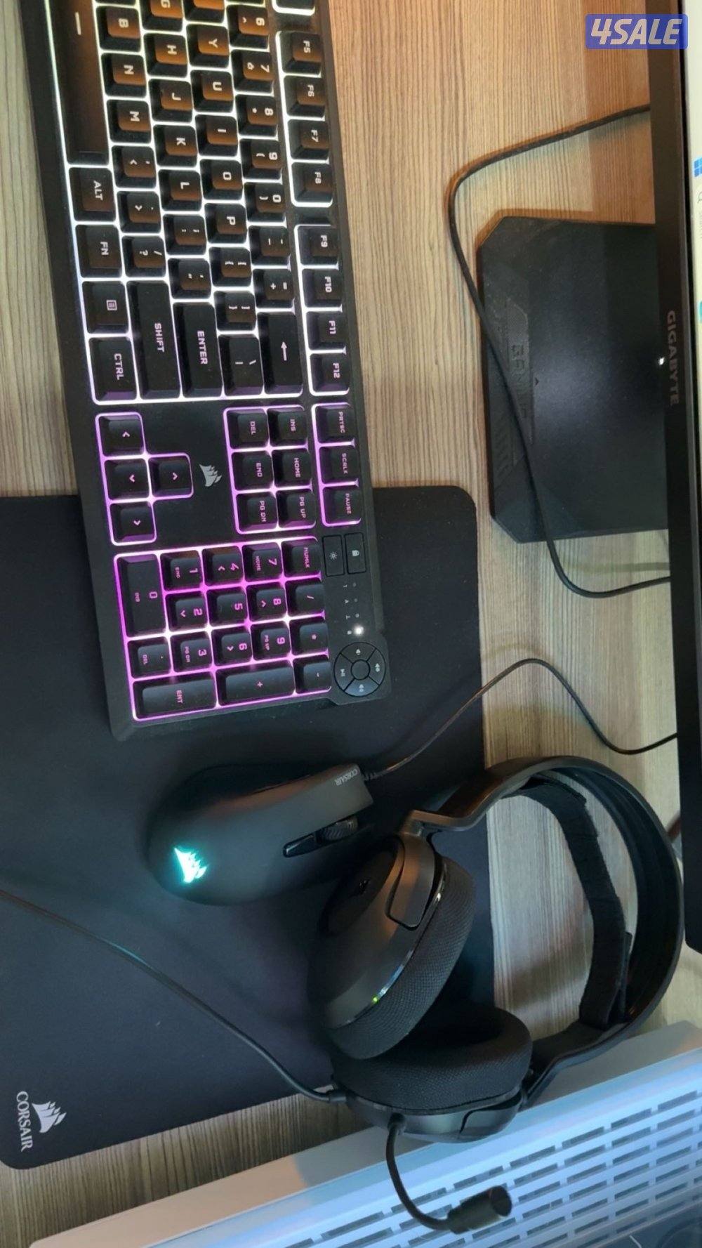 للبيع بي سي قيمنق قوي مع اغراضة4