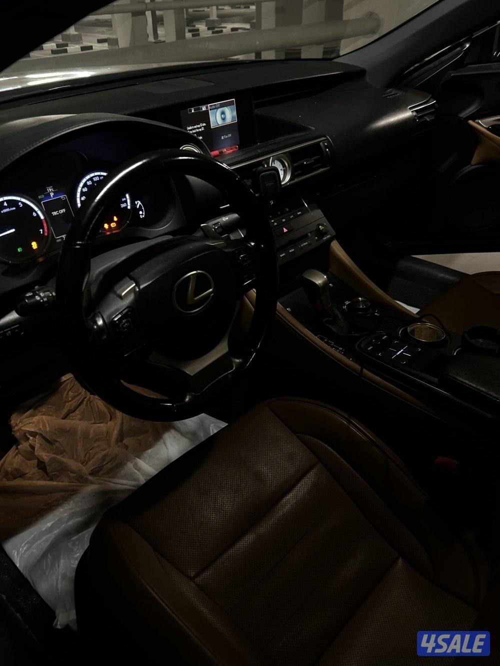 للييع لكزسز rc350 تواصل واتس اب0