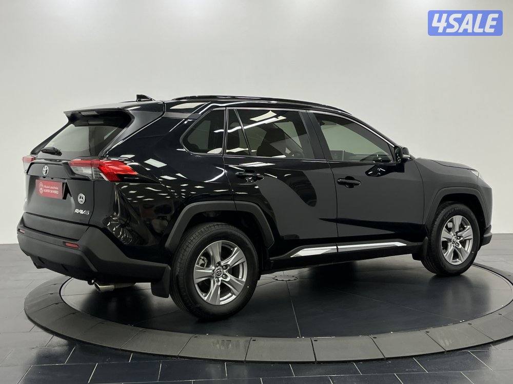 TOYOTA RAV401 4X2 STANDARD OPTION14