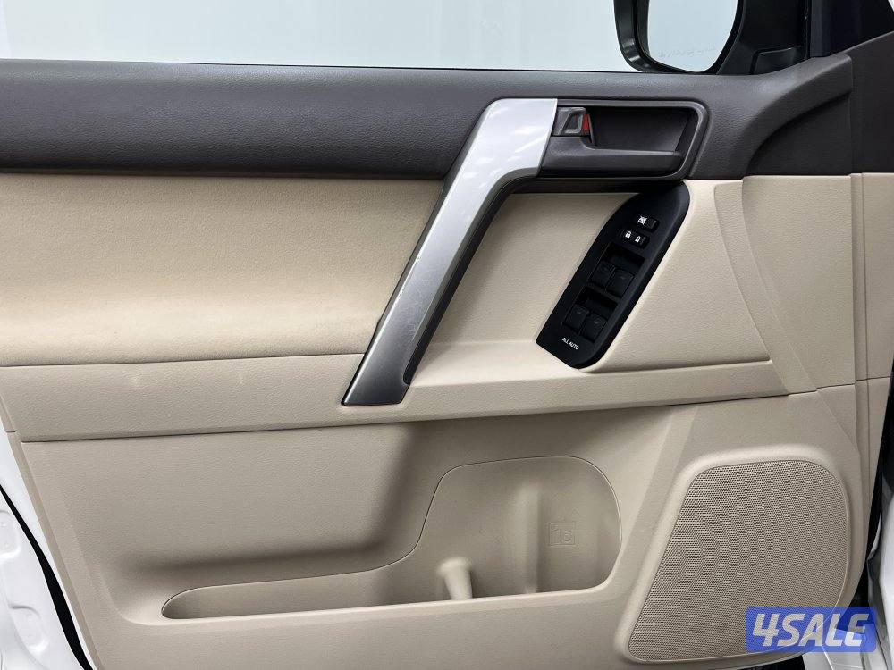 TOYOTA PRADO 6 CYL TXL MID OPTION10