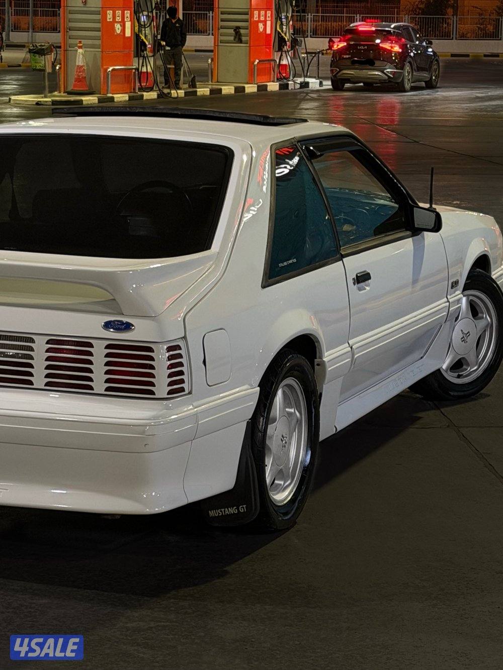 1990 Mustang LX 5.0L  Hatchback1