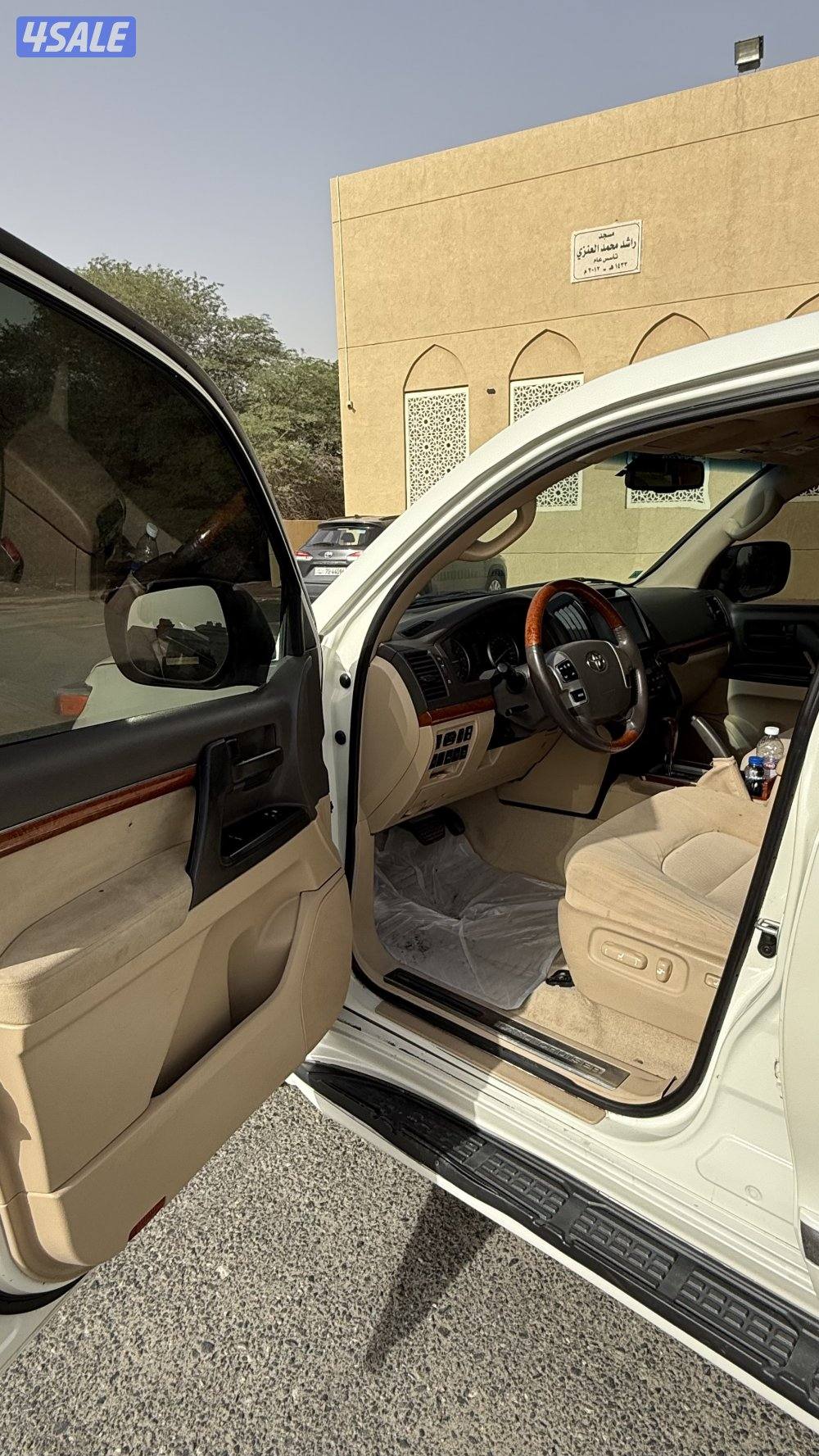 لاند كروزر الساير ٢٠١٥ مالك اول10