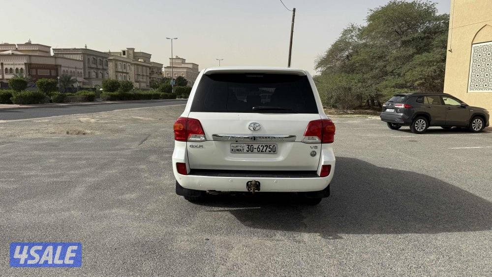 لاند كروزر الساير ٢٠١٥ مالك اول12