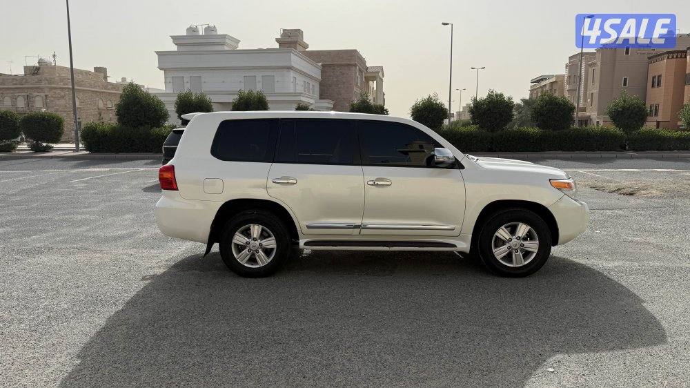 لاند كروزر الساير ٢٠١٥ مالك اول14