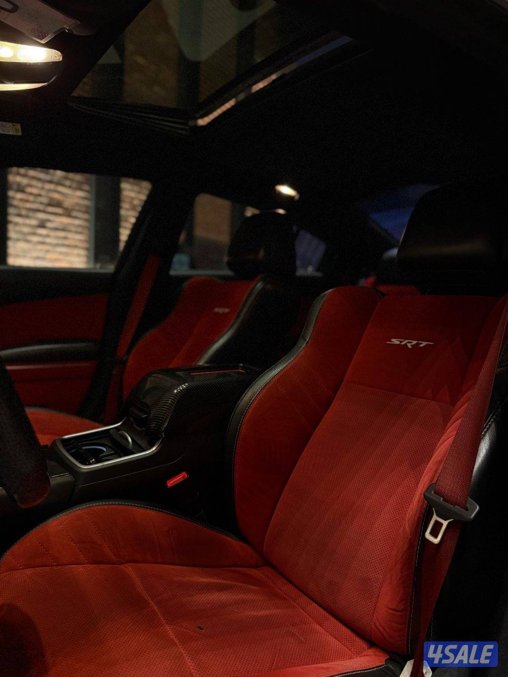 CHARGER SRT BLACK ROOF1