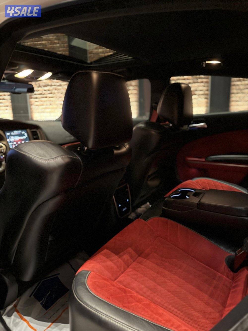 CHARGER SRT BLACK ROOF10