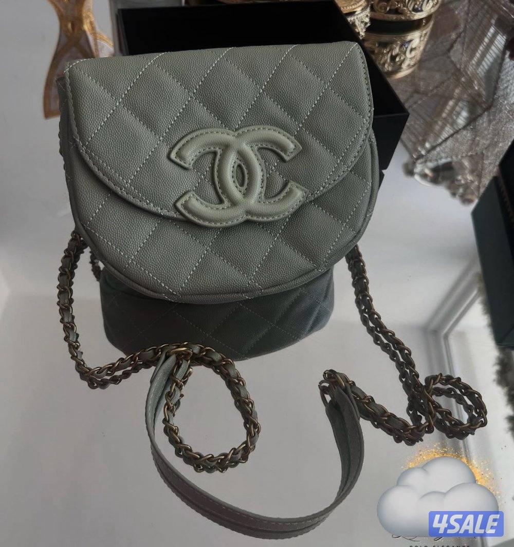 شنط شانيل وديور هدايا البوتيك0