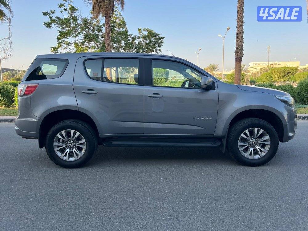 للبيع تريل بليزر 2018 ( شـرط الـفـحـص ) عداد 178 فـقـط1