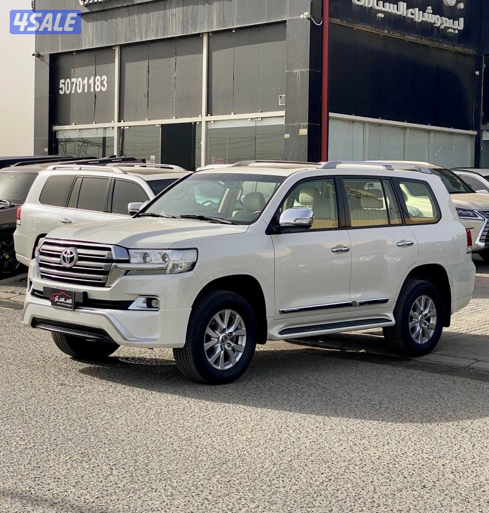 لاند كروزر GXR الساير موديل 2016 عداد 2211