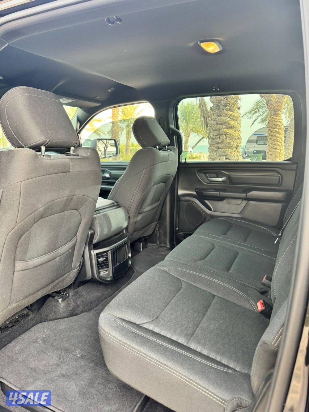 للبيع وانيت دوج رام قمارتين ٢٠٢٥7