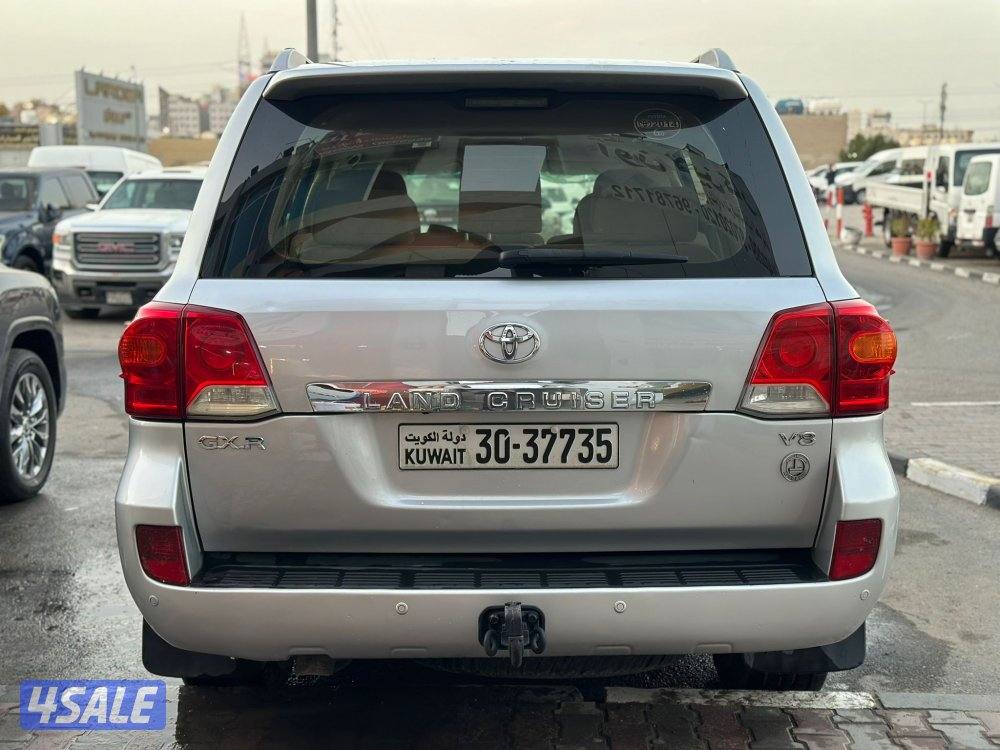 لاند كروز GX.R V8 ٢٠١٤ الساير عداد٣٦٠ ألف شرط الفحص صبغ وكاله كبوت فقط1