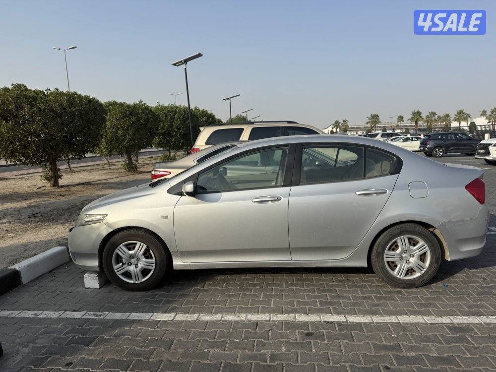 ستي موديل ٢٠١٣ ماشيه ٩٢ الف3