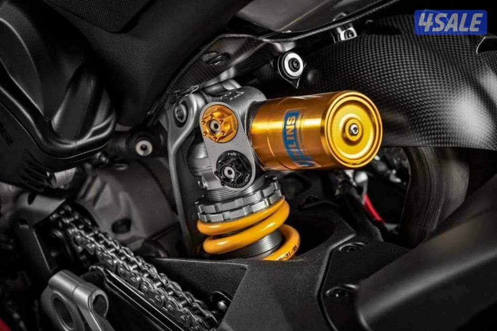 دوكاتي ماشي 300 كيلو فقطV4r8