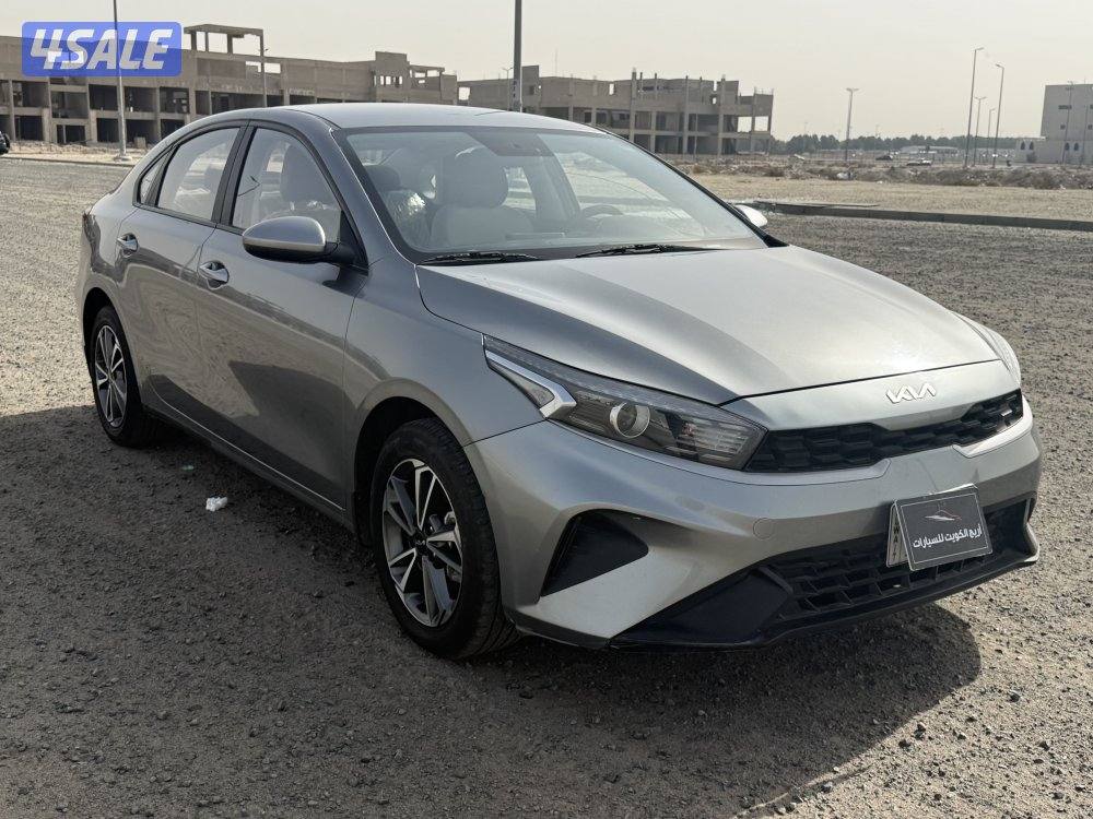 للبيع سيراتو20232