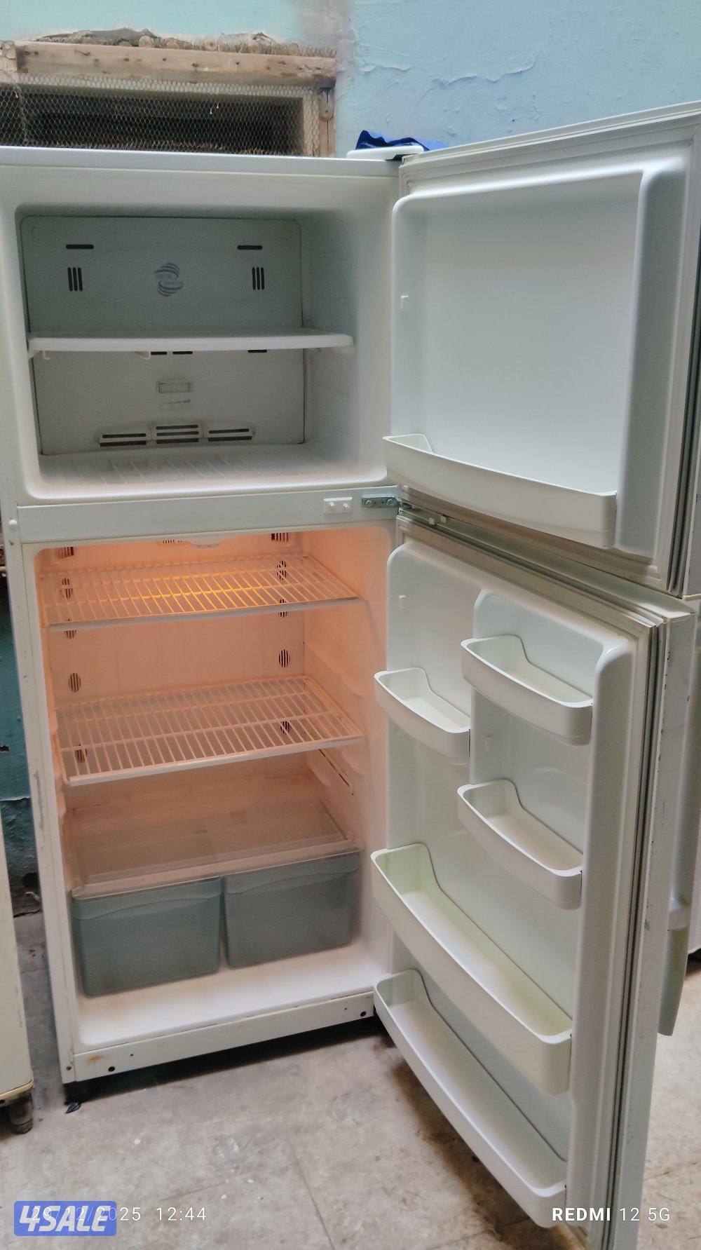 نبيع جميع انواع الطباخات وا ثلاجات بحاله ممتازه6