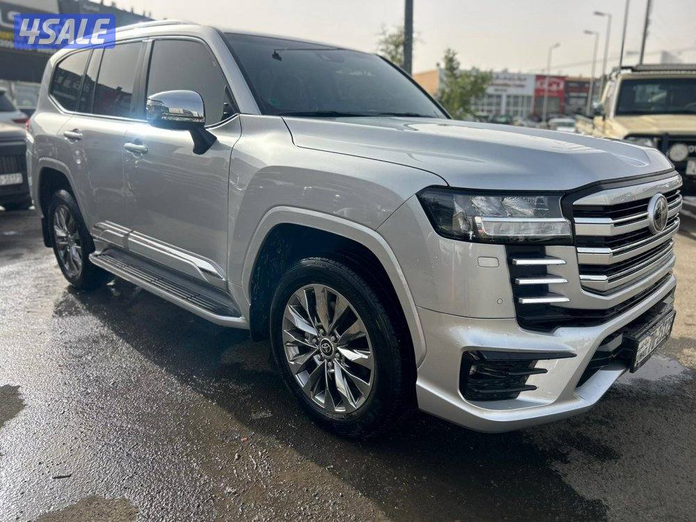 تويوتا لاند كروزر GX.R AEROs twin turbo.V6 موديل 2023 ماشى 13.000 k.m1