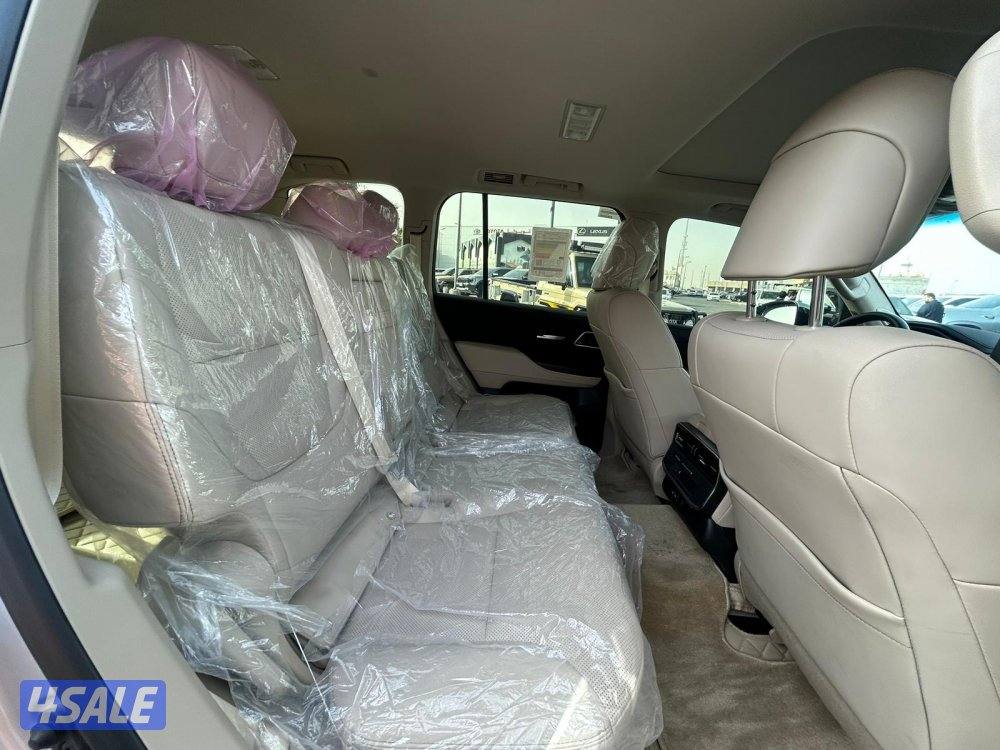 تويوتا لاند كروزر GX.R AEROs twin turbo.V6 موديل 2023 ماشى 13.000 k.m4