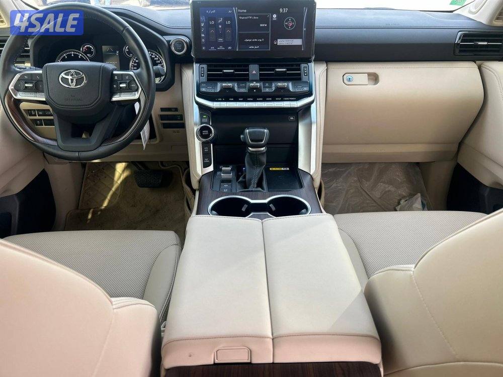 تويوتا لاند كروزر GX.R AEROs twin turbo.V6 موديل 2023 ماشى 13.000 k.m6