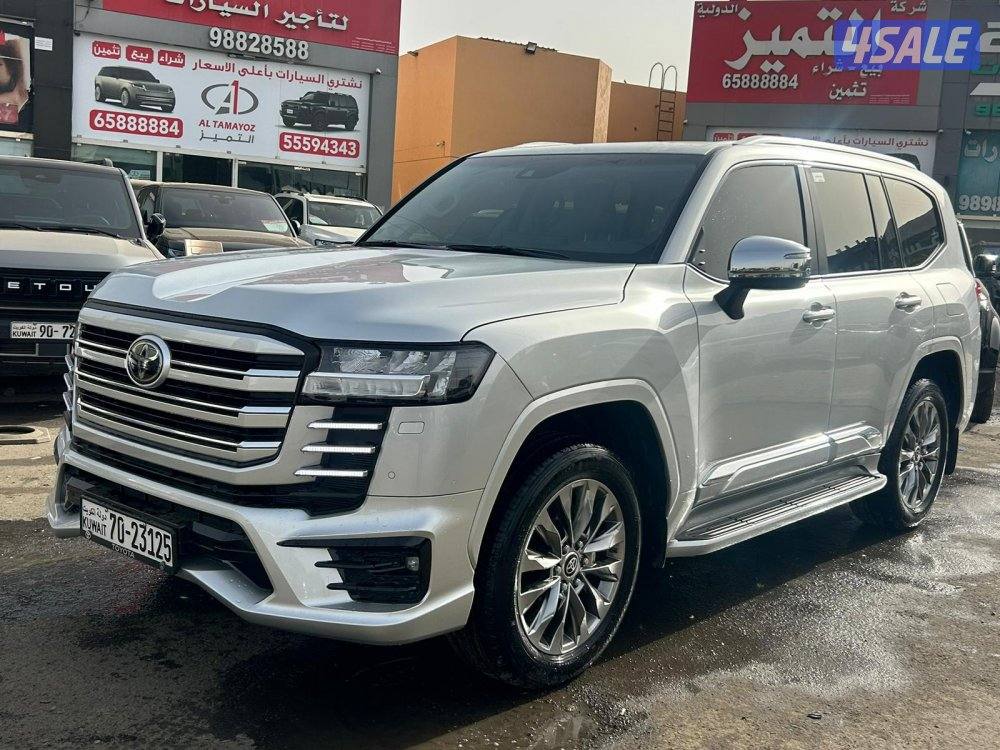 تويوتا لاند كروزر GX.R AEROs twin turbo.V6 موديل 2023 ماشى 13.000 k.m8