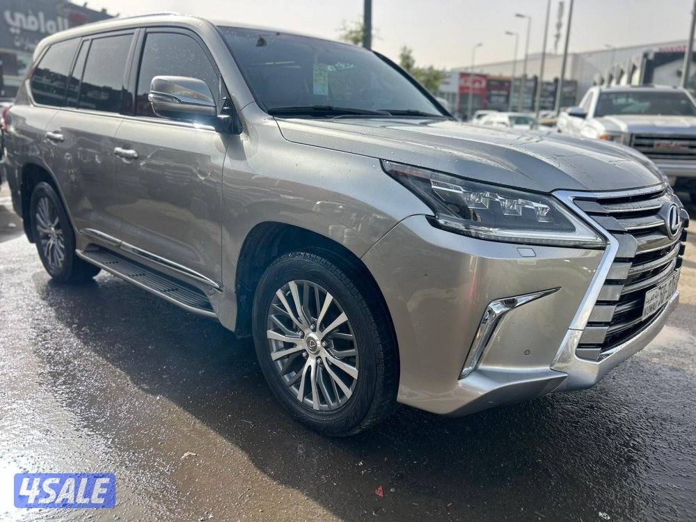 لكزس LX570 درجة ثانيه موديل 2017 ماشى 243.000 k.m وارد الساير .1
