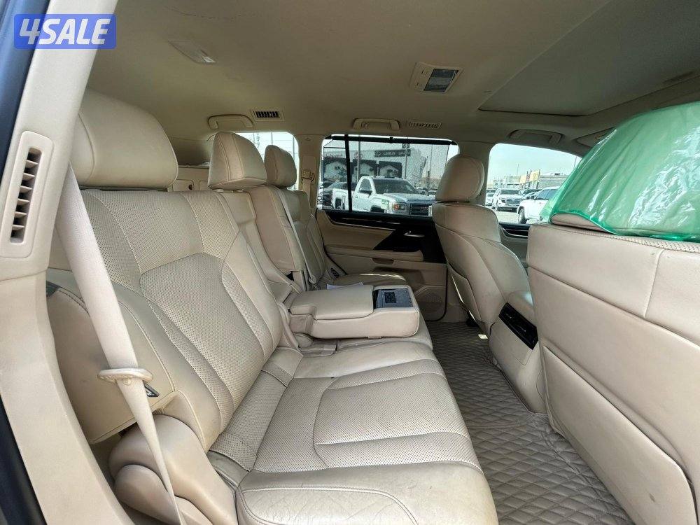 لكزس LX570 درجة ثانيه موديل 2017 ماشى 243.000 k.m وارد الساير .4