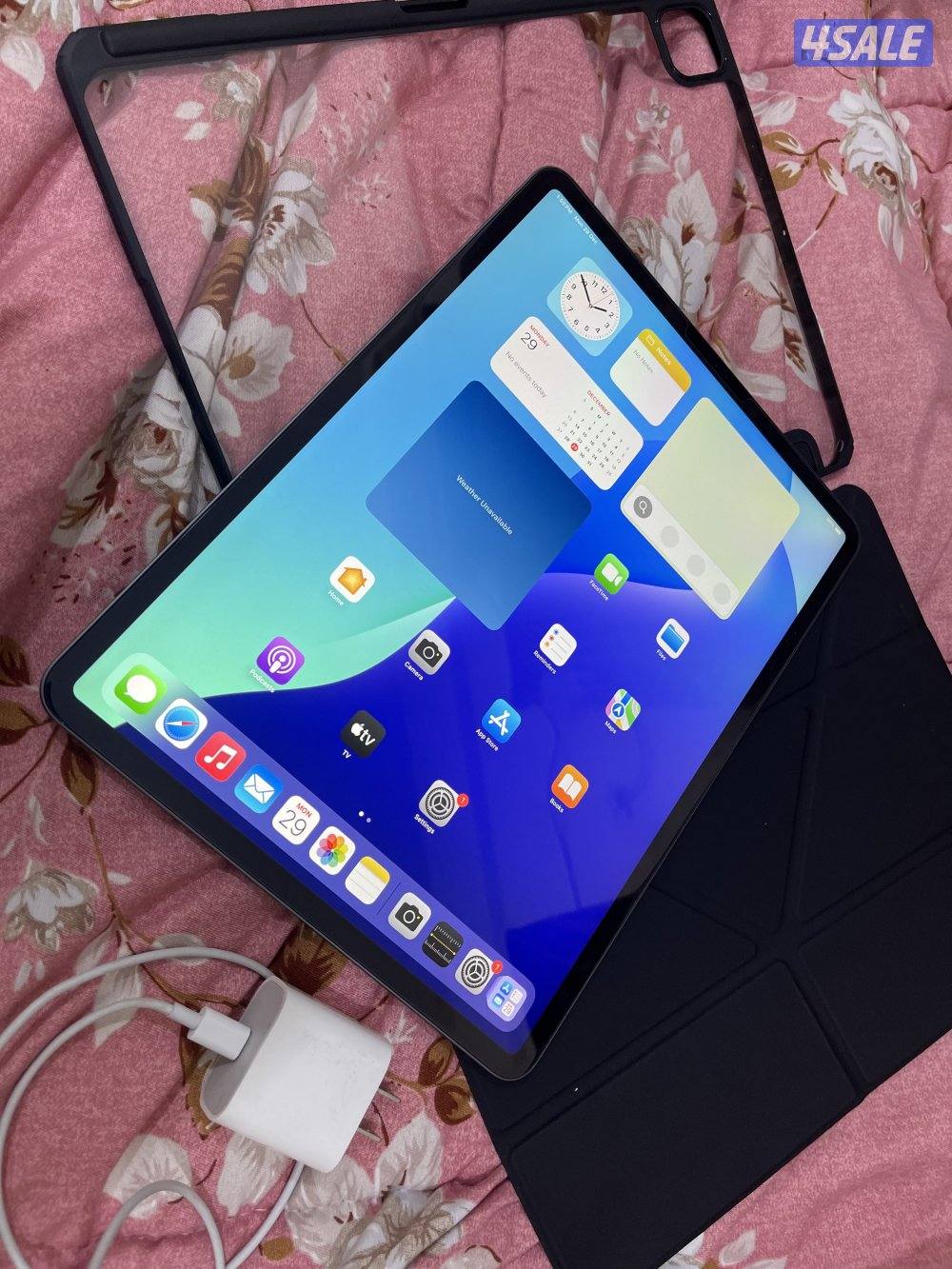 ايباد ابل برو 12.9 بوصة 1000قيقا ون تيرا الجيل الرابع بطارية 900