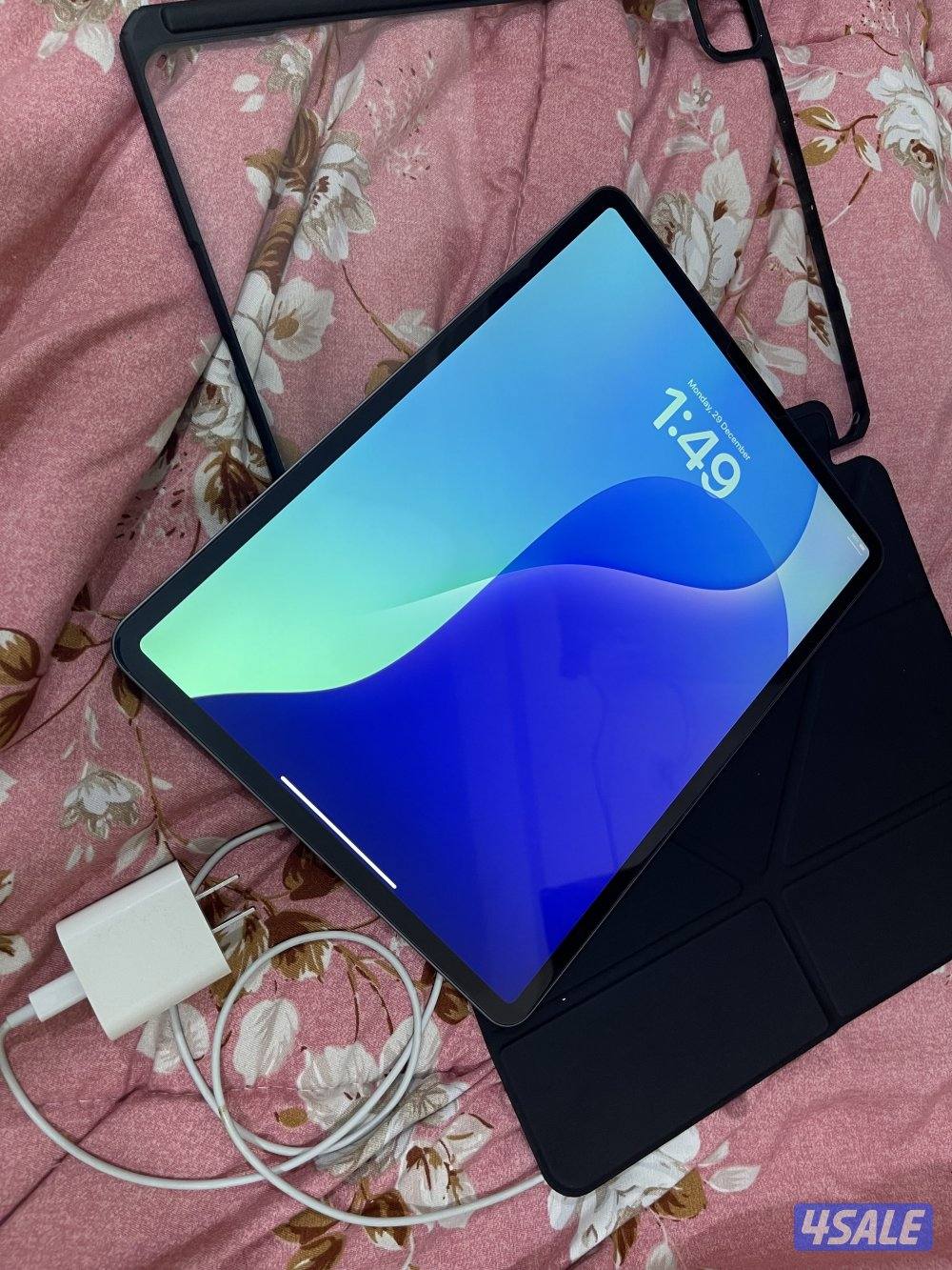 ايباد ابل برو 12.9 بوصة 1000قيقا ون تيرا الجيل الرابع بطارية 906