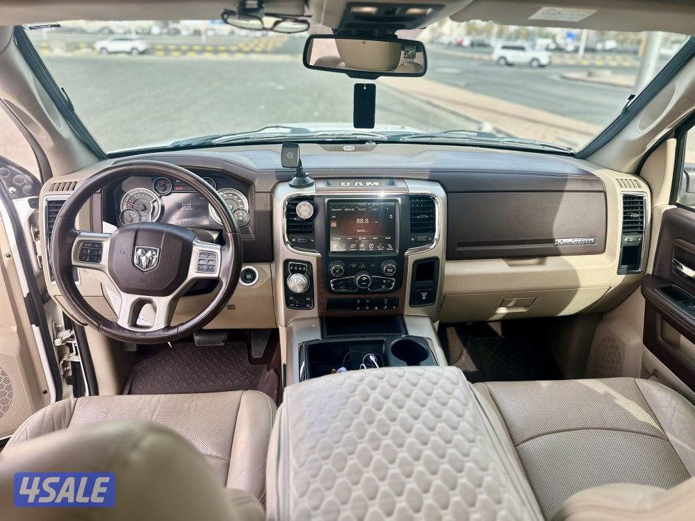 دوج رام لارامي 2015 بحالة الوكالة6