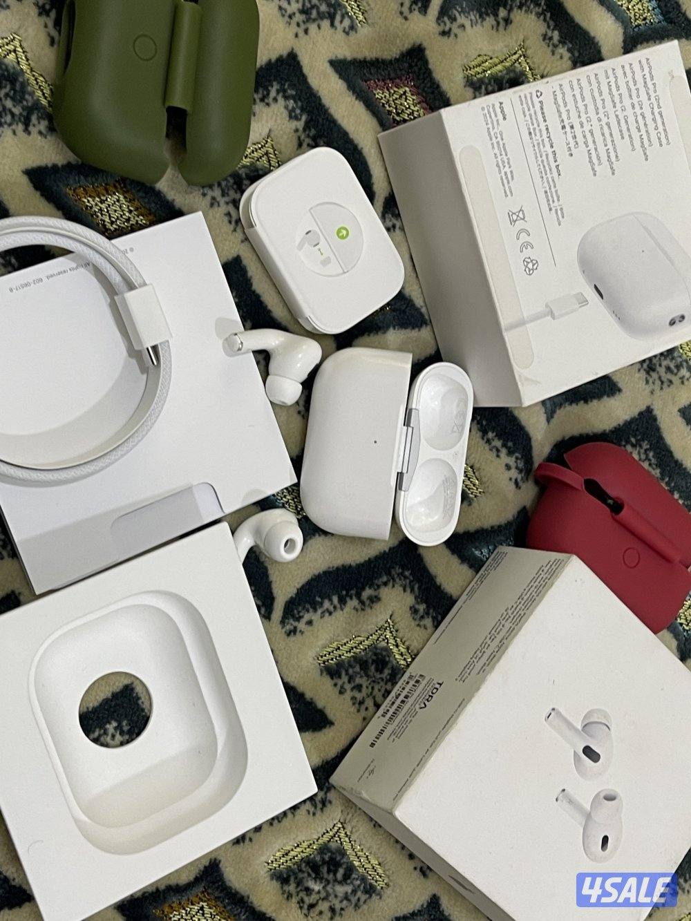 سماعة ابل الاصلية برو 2 تايب سي نظيفة جدا كفالة 3 شهور مع الاغراض2