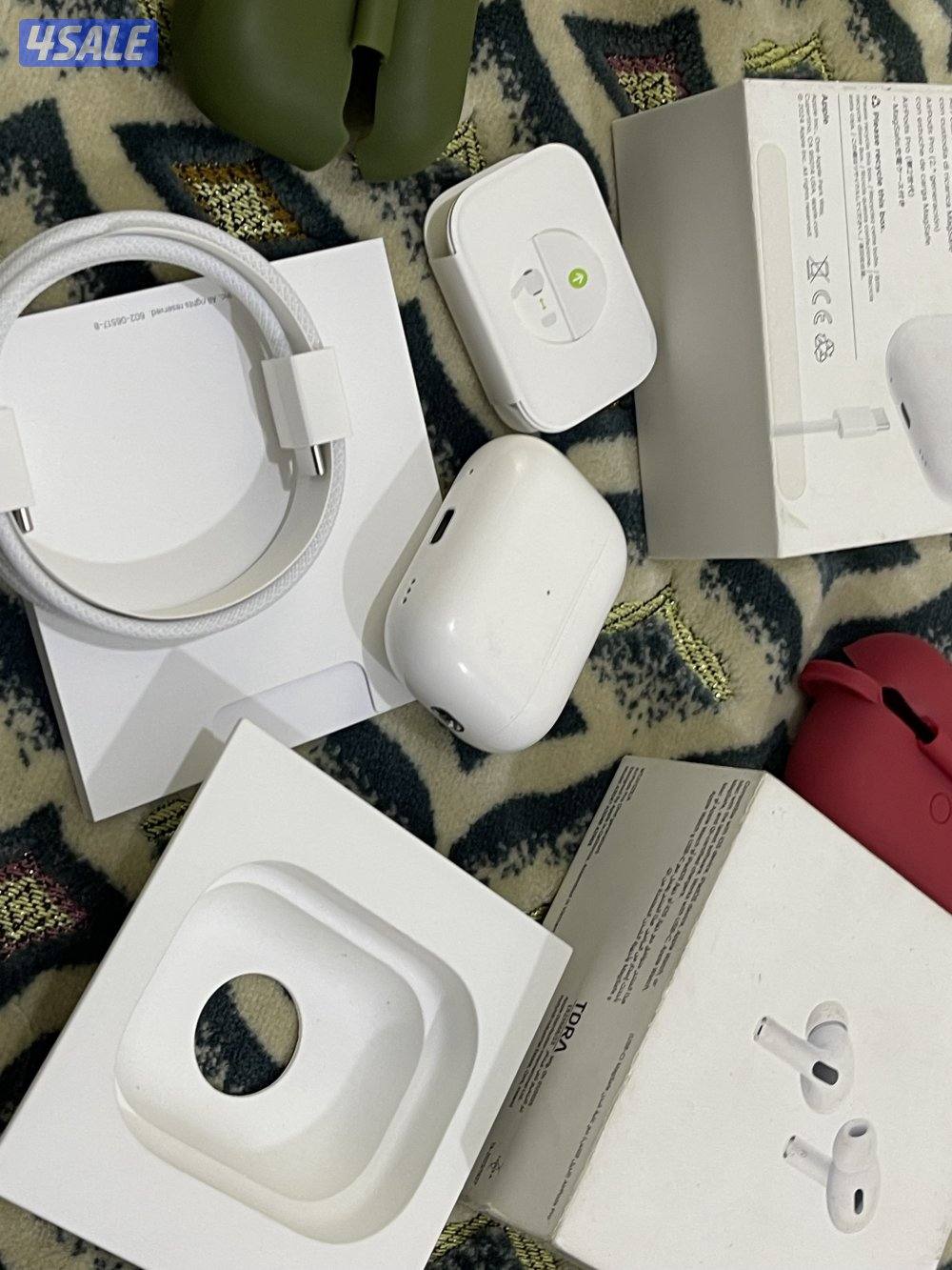 سماعة ابل الاصلية برو 2 تايب سي نظيفة جدا كفالة 3 شهور مع الاغراض4