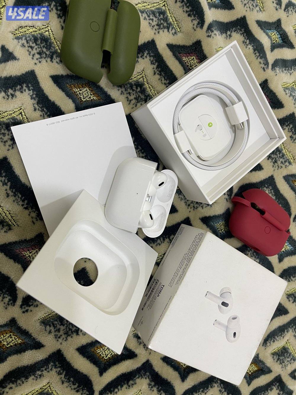 سماعة ابل الاصلية برو 2 تايب سي نظيفة جدا كفالة 3 شهور مع الاغراض5