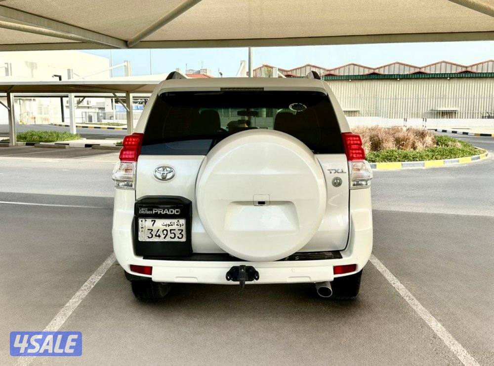 تويوتا برادو - الموديل:2011 - العداد:3785