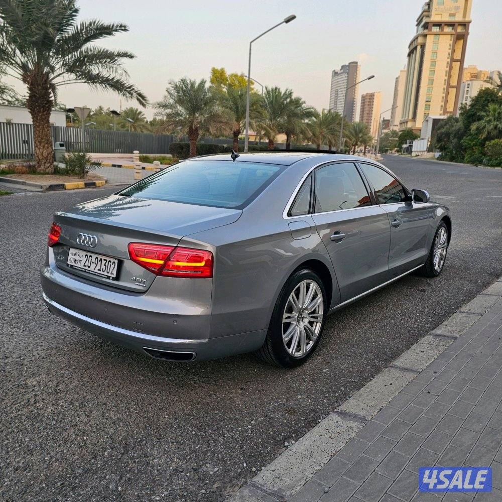 Audi A8 V8 20137