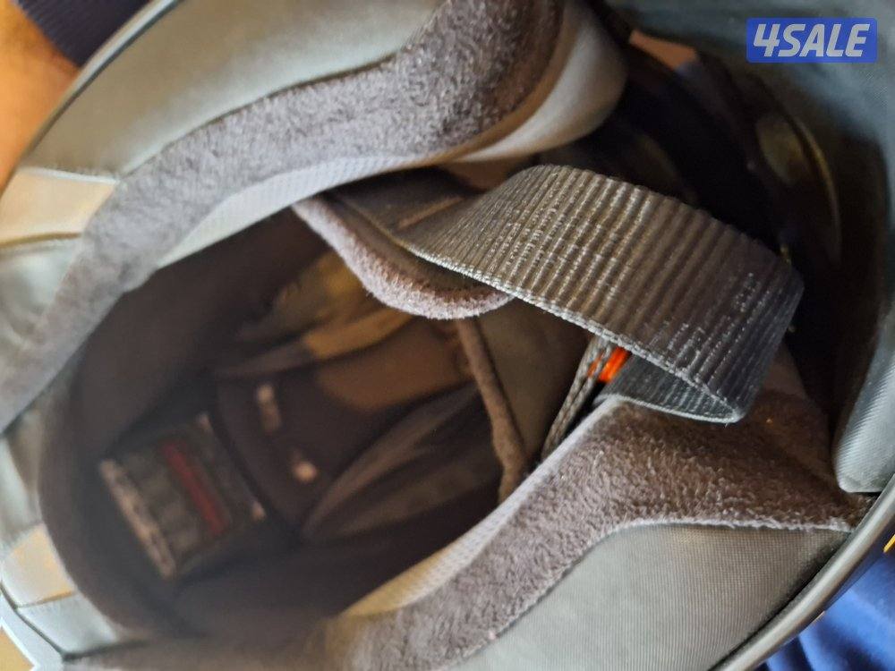 للبيع خوذه ماركة Shark7