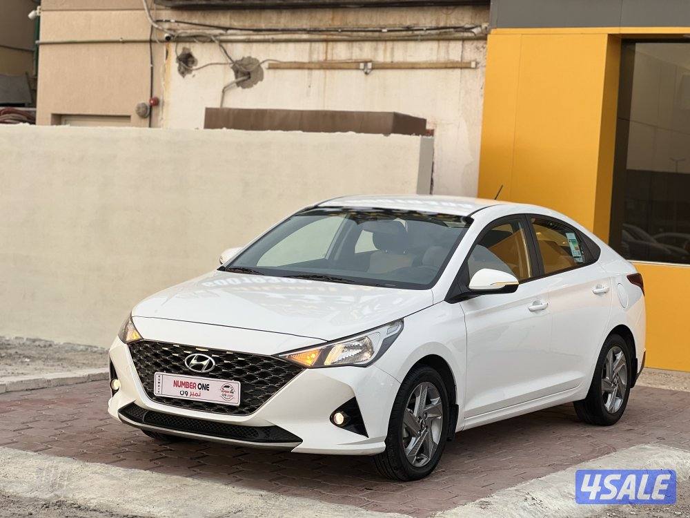 للبيع أكسنت 20232