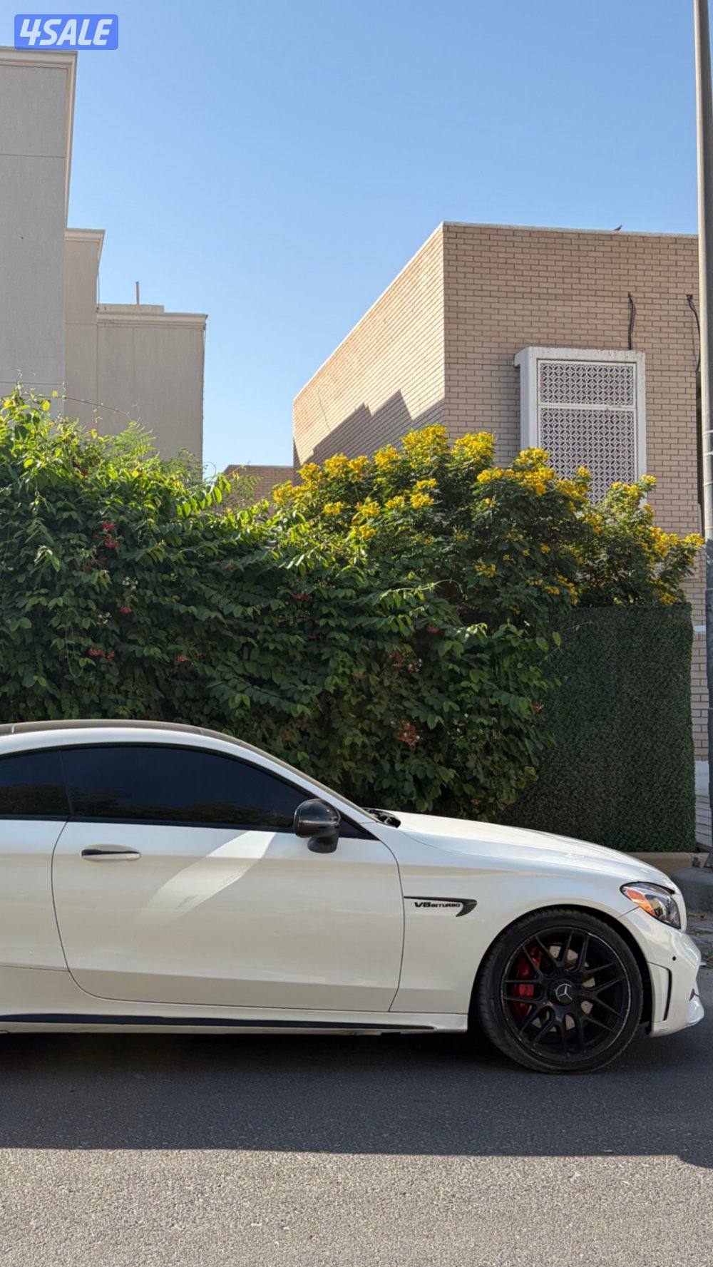 للبدل مع شاص / مرسيدس عليها كت اصلي من داخل وبرا AMG2