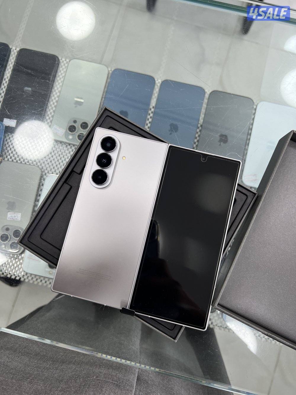 للبيع Z FOLD 70