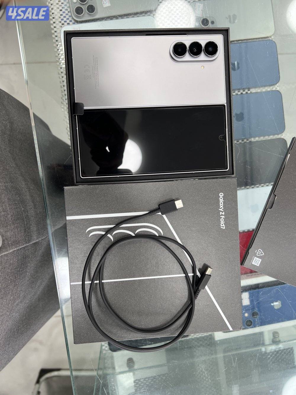 للبيع Z FOLD 73