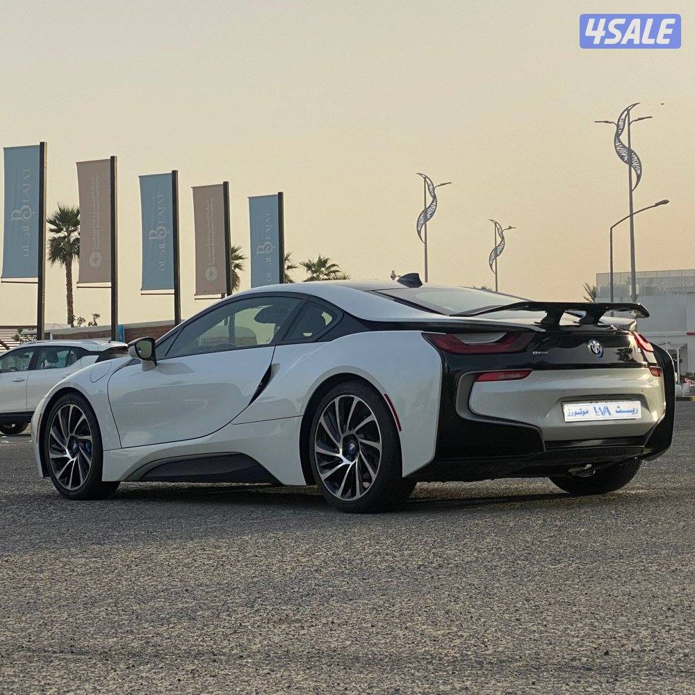 ‎🔺بيع🔺شراء🔺تثمين

للبيع بي ام دبليو I8 e drive5