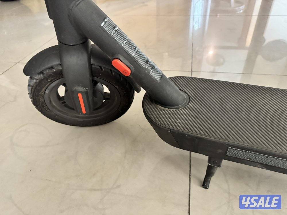 Xiaomi 4 pro ( second generation ) scooter6
