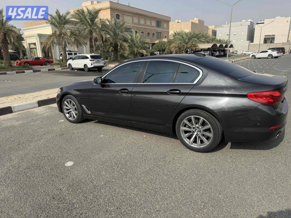 للبيع bm موديل 2019 عداد 114000 كيلو3