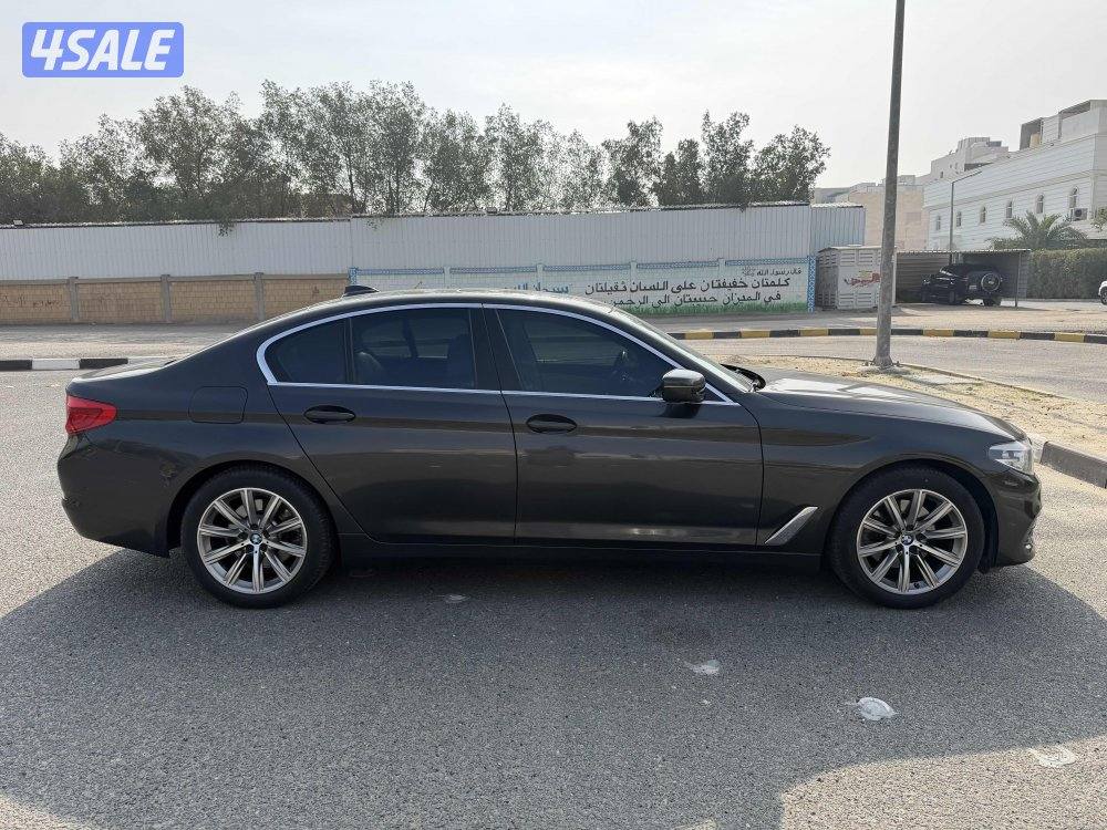 للبيع bm موديل 2019 عداد 114000 كيلو0