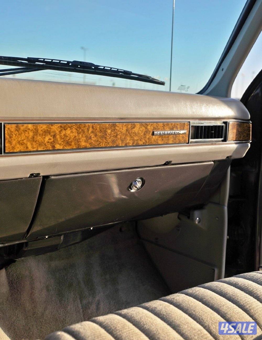 للبيع سوبربان  بحاله نادره جدا موديل 199111