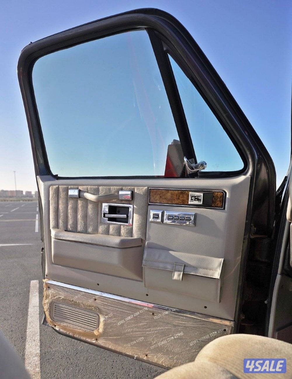 للبيع سوبربان  بحاله نادره جدا موديل 199113